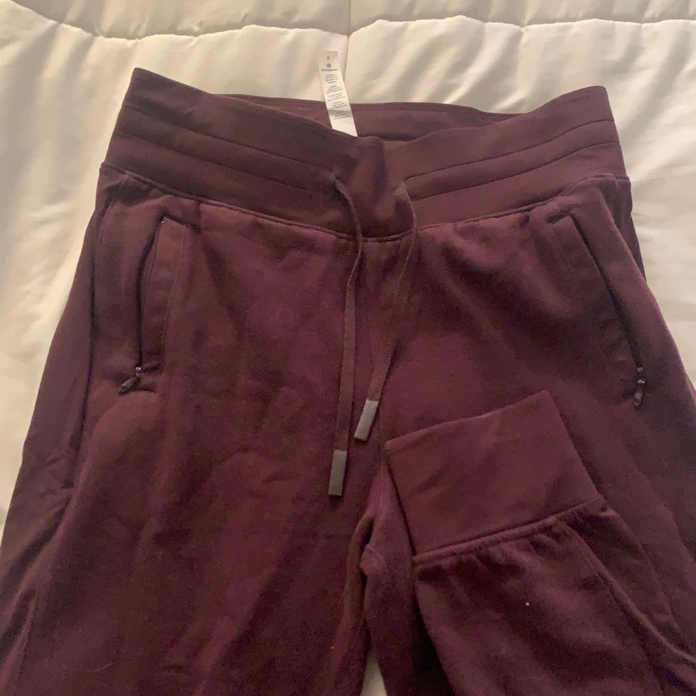 Lululemon Maroon joggers